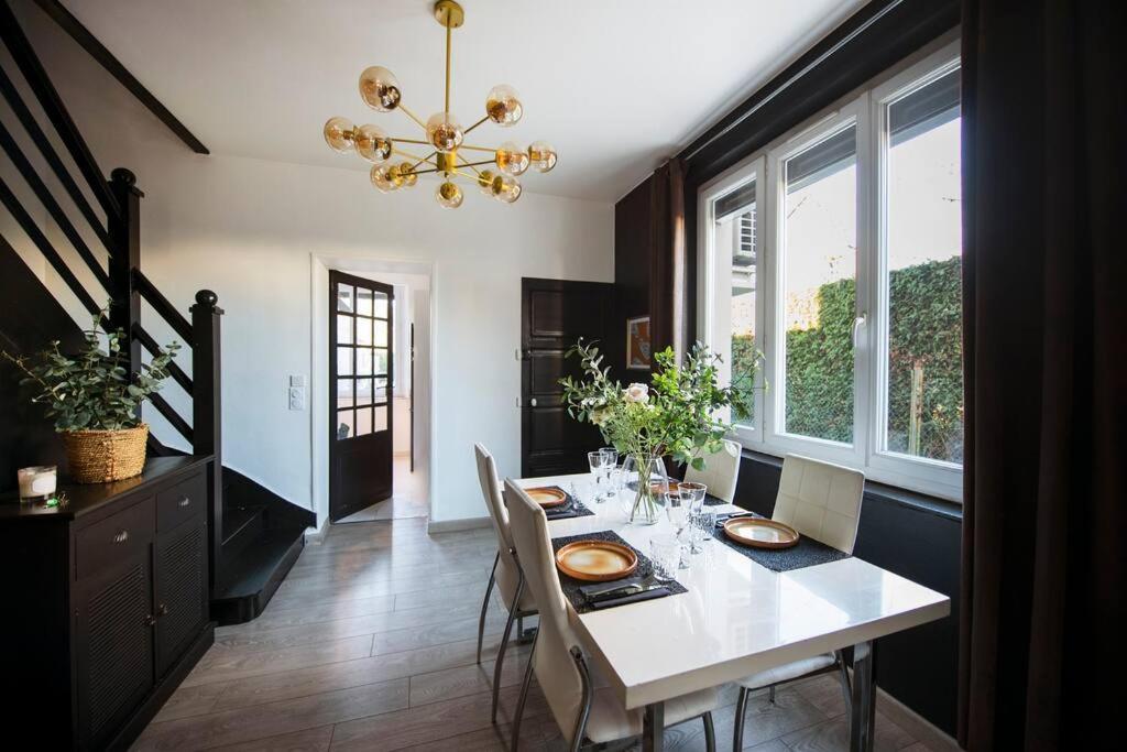 Jolie Maison Sur Orleans, Parking & Climatisation Eksteriør billede