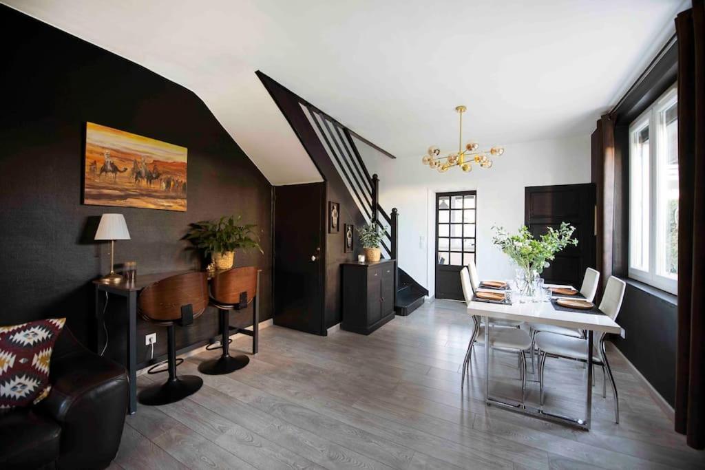 Jolie Maison Sur Orleans, Parking & Climatisation Eksteriør billede